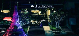 La Vogue Botique Hotel & Casino: Sòng bạc sôi động